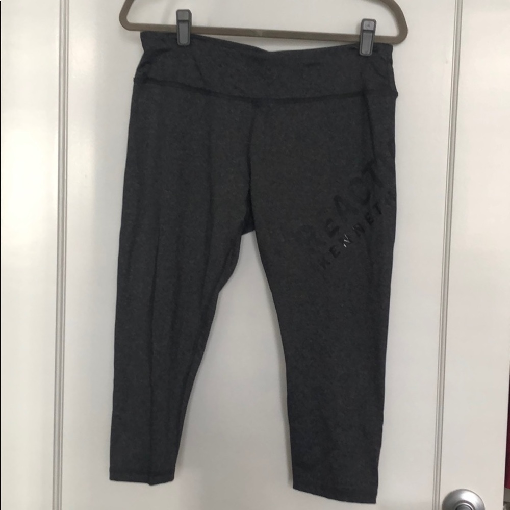 Reaction Kenneth Cole gray athletic capris
